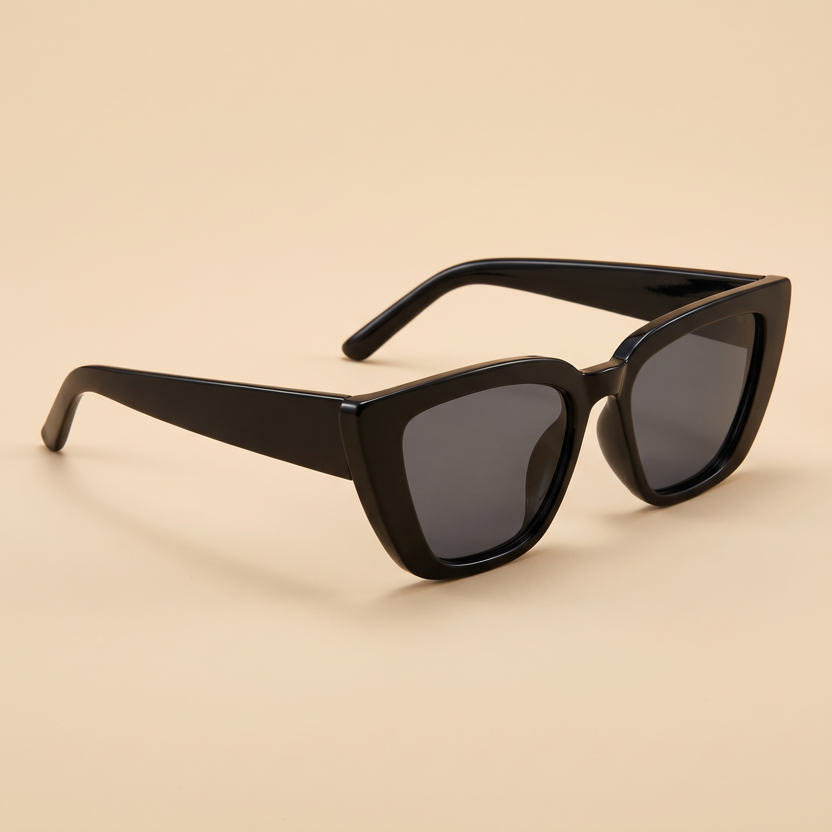 The Solène Colette sunglasses, angled view